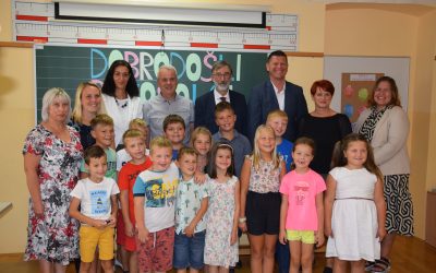 OBISKAL NAS JE MINISTER